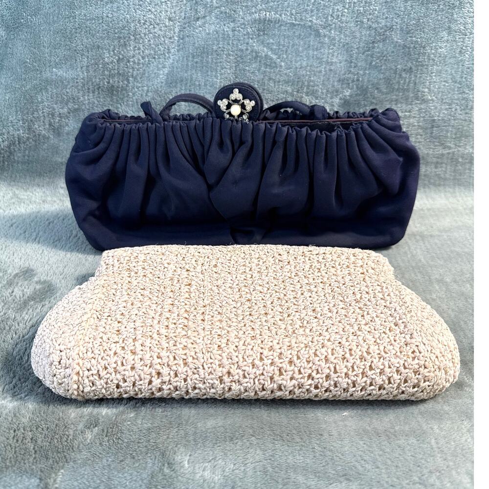 Vintage 1950 lot 2 Clutches Cream Navy Metal Pearl Clasp Evening Formal Set